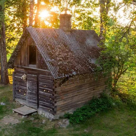 Taalihomes Vanakuela Puhkemaja - Saun Ja Kuemblustuenn Hinnas Vanakula Extérieur photo