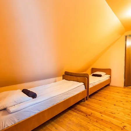 Taalihomes Vanakuela Puhkemaja - Saun Ja Kuemblustuenn Hinnas Vanakula Extérieur photo