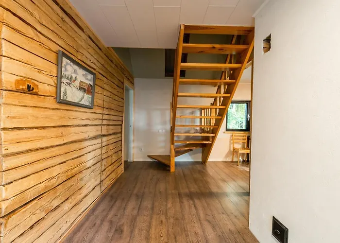 Taalihomes Vanakuela Puhkemaja - Saun Ja Kuemblustuenn Hinnas