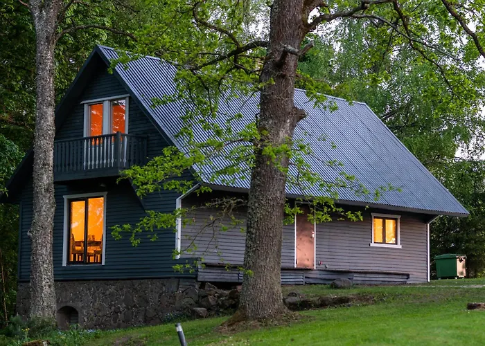 Taalihomes Vanakuela Puhkemaja - Saun Ja Kuemblustuenn Hinnas